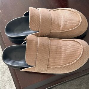 Steve Madden Tan Mules